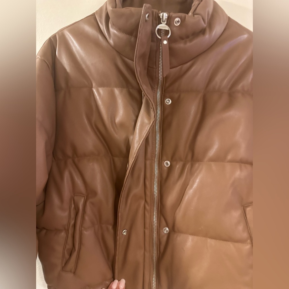 Cropped Puffer Jacket - Picture 3 of 4